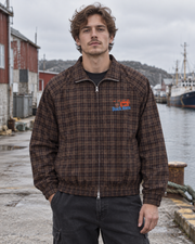 Track Jacket - 05 EXPRESS TO HADES – Red Plaid – miljøbillede forfra