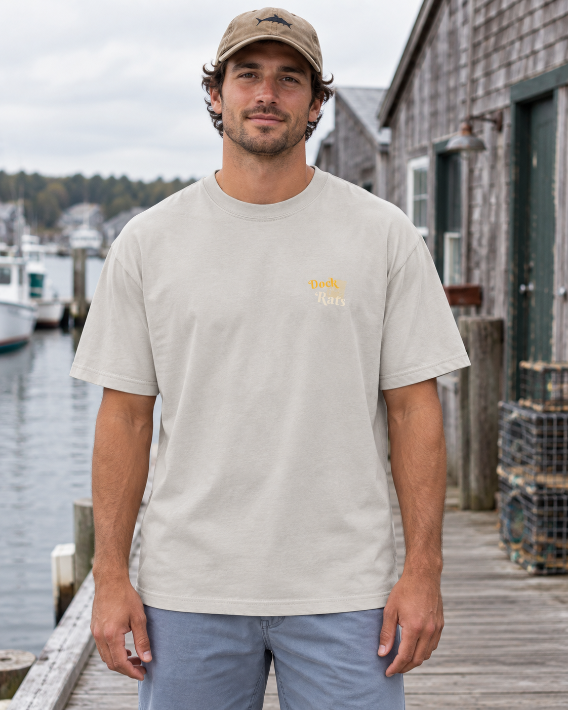 Oversized Tee - 06 TOO HIGH – Light Gray – miljøbillede forfra