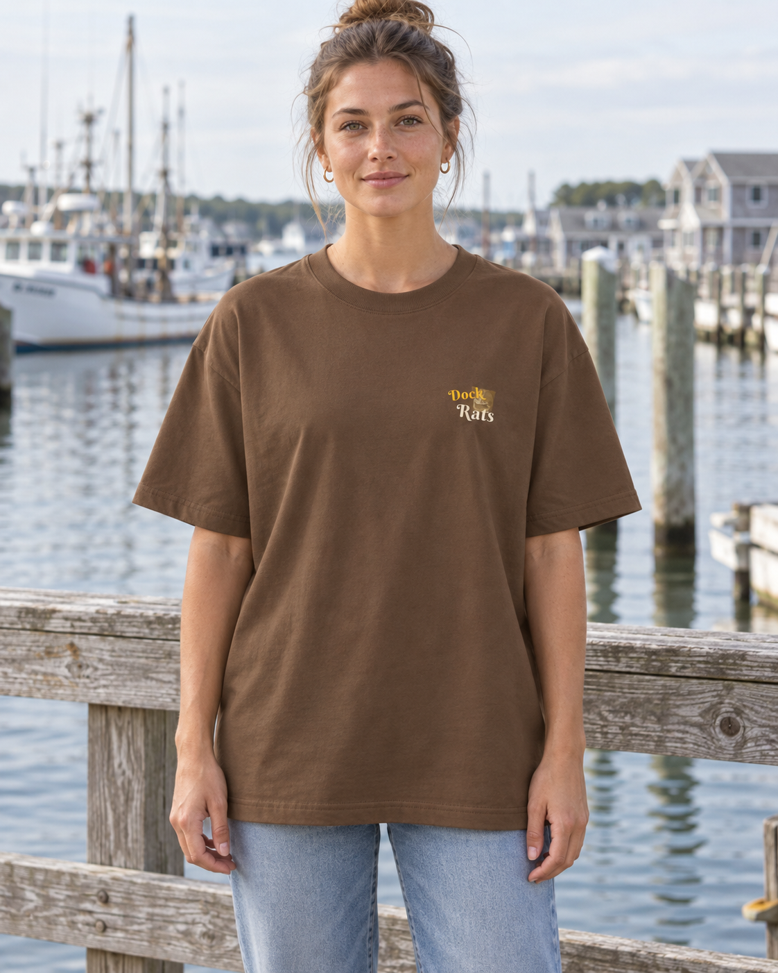 Oversized Tee - 06 TOO HIGH – Coffee – miljøbillede forfra