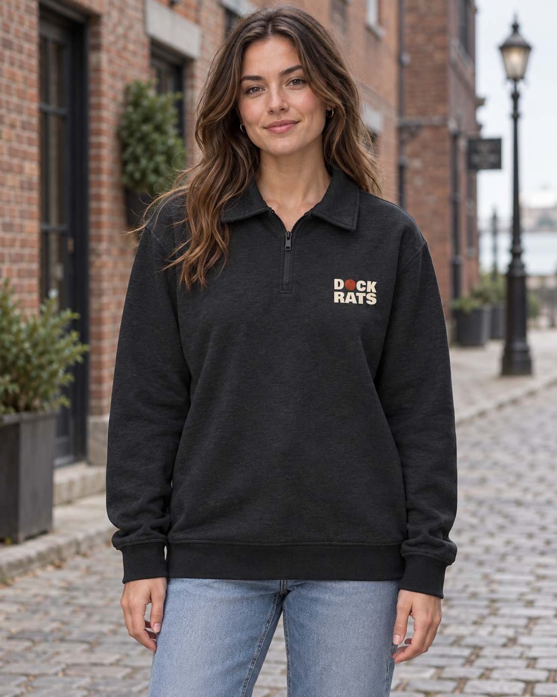 Quarter-Zip Sweatshirt - 01 TIDE – Black – miljøbillede forfra