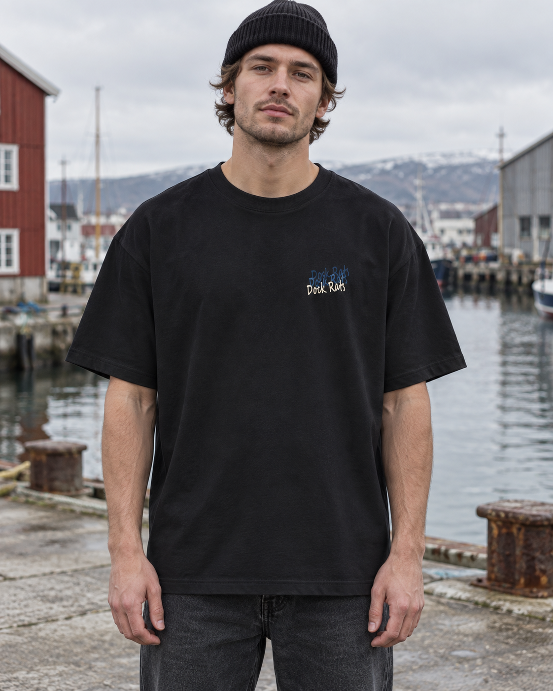 Oversized Tee - 04 AGAIN – Black – miljøbillede forfra